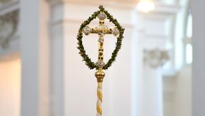 Bistum Fulda: Pfingsten - Pontifikalamt im Fuldaer Dom – Bonifatiusfest an Pfingstmontag – Live-Übertragung aus Wallfahrtskirche in Trutzhain
